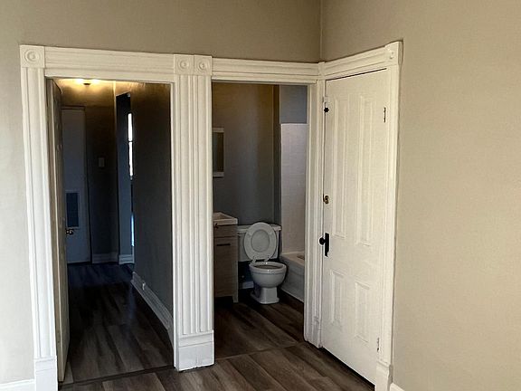 4th image of 4430 Louisiana Ave