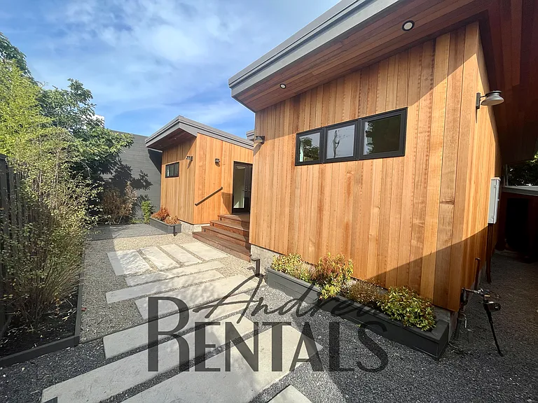 1244 Kains Ave — Photo 5