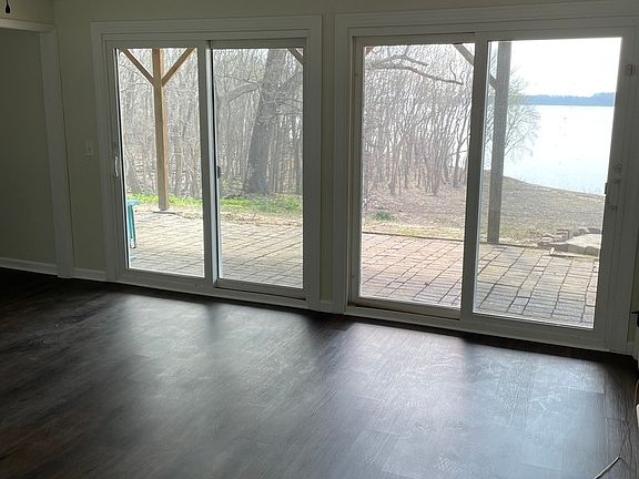 5th image of 3512 Riverview Lake Rd