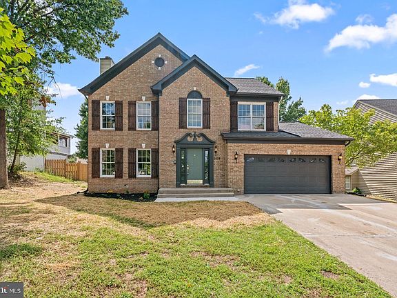 4th image of 1409 Aragona Blvd