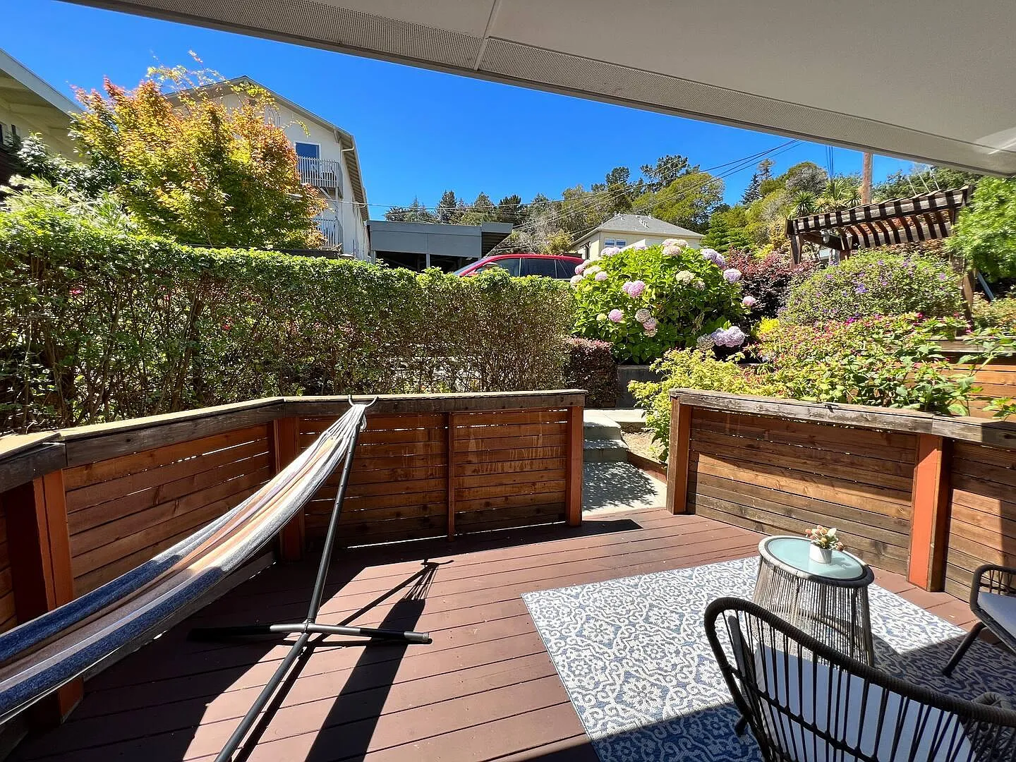 1 bed, 550 sqft, $5,450 — Photo 2