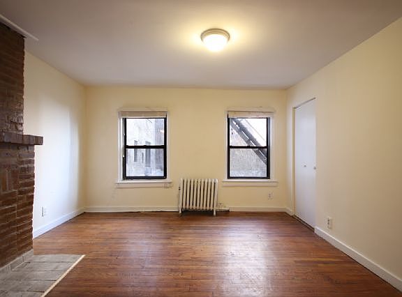 2nd image of 151 W 10th St APT 4