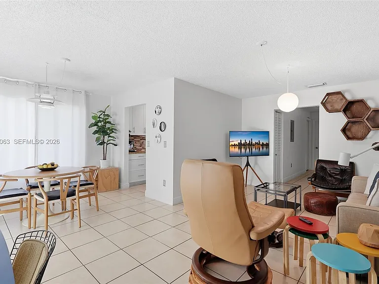 13933 SW 46th Ter #324 — Photo 2