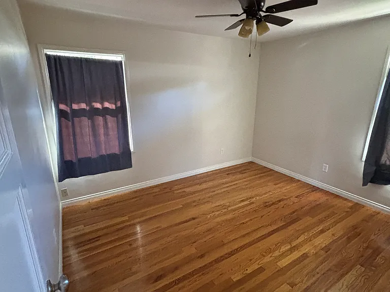 2625 Cedar St — Photo 18