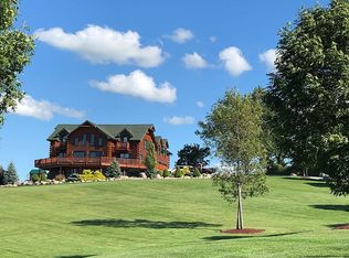 10231 Perry Rd, Le Roy, NY 14482