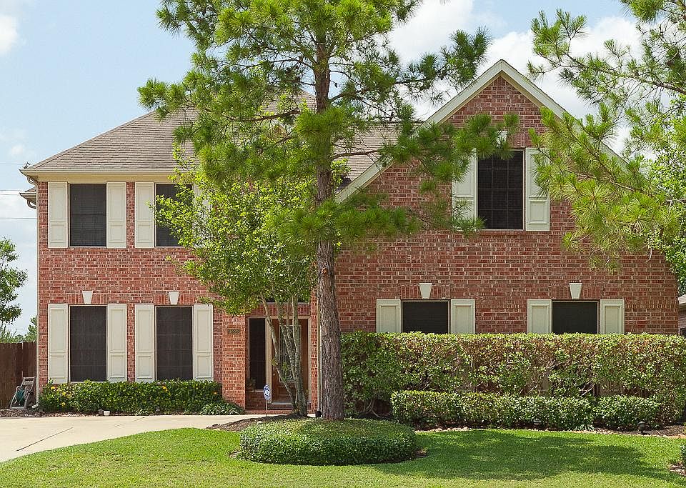1st image of 15222 Ember Glen Ct