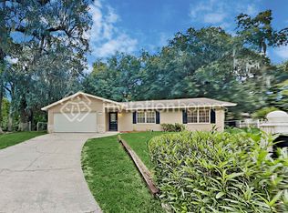 978 Oak Dr, Oviedo, FL 32765