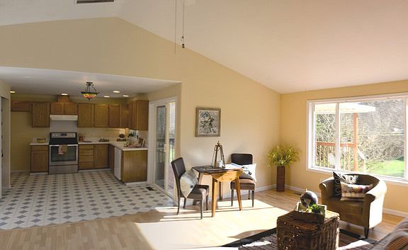 3rd image of 5745 85th Ave NE
