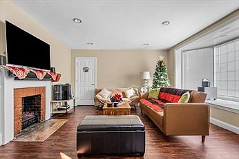 1st image of 148 N Franklin St #1