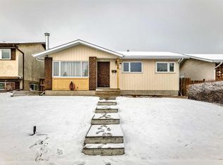 164 E Rundlefield Cres NE, Calgary, AB T1Y 2V5