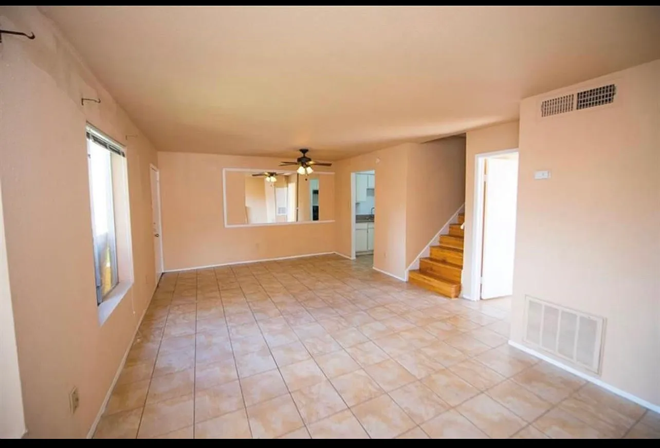 12615 Ashford Meadow Drive, Unit B — Photo 2