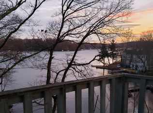 26 Hilltop Rd, Andover, NJ 07821