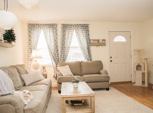 1104 Elm Rd, Baltimore, MD 21227