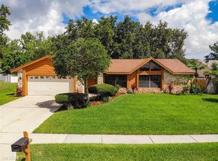 1023 Red Dandy Dr, Orlando, FL 32818