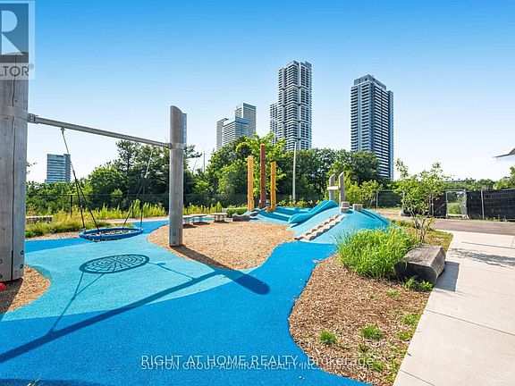 3rd image of 2916 Highway 7 Rd #1009