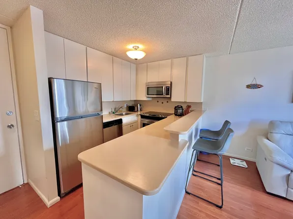 411 Hobron Lane 1611 Agent Hedi Barrett, Honolulu, HI