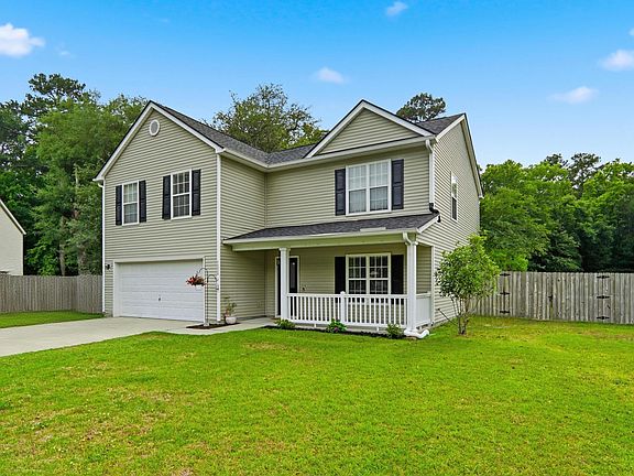 3rd image of 5220 Carlisle Ct
