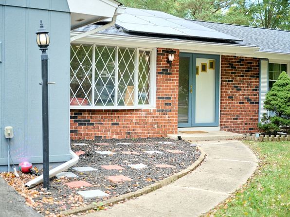 1314 Harwich Dr