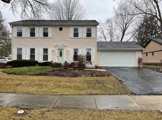 1421 Calcutta Ln, Naperville, IL 60563