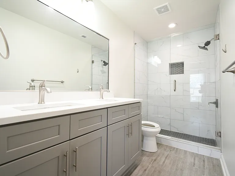 202 Hembree Park Ter — Photo 20