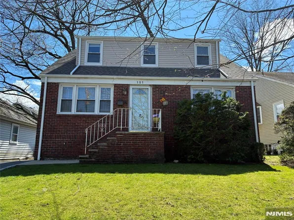 151 Conover Ave, Nutley, NJ 07110