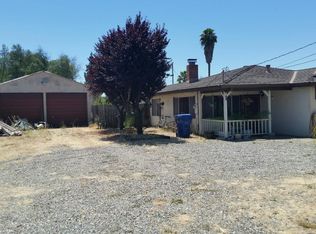 25 Chester Ave, San Martin, CA 95046