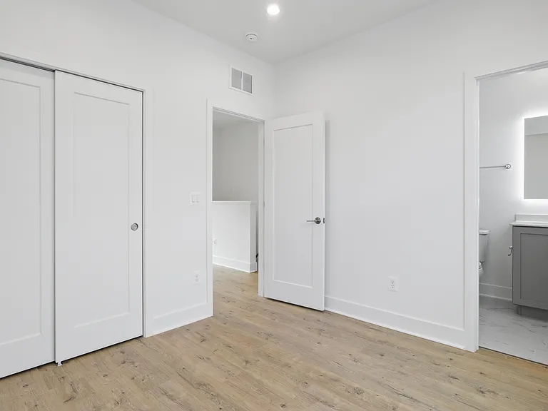 2064 Tysons Ridgeline Rd — Photo 30
