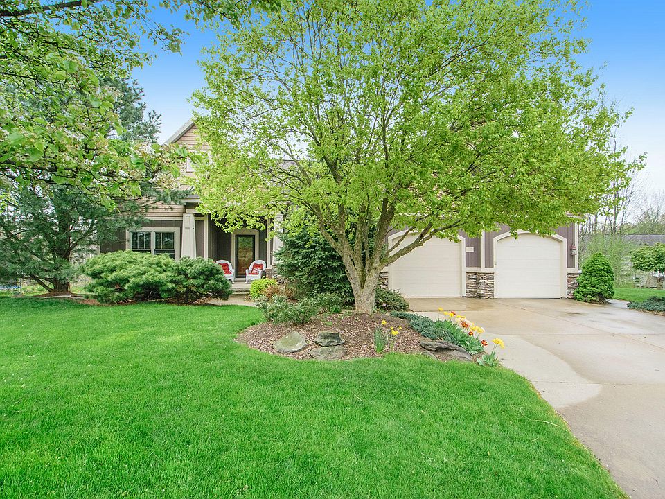 1st image of 7888 Meadows Ct