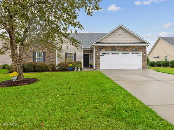 209 Conifer Drive, Hampstead, NC 28443
