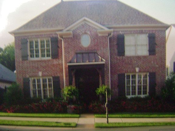 12167 Preserve Woods