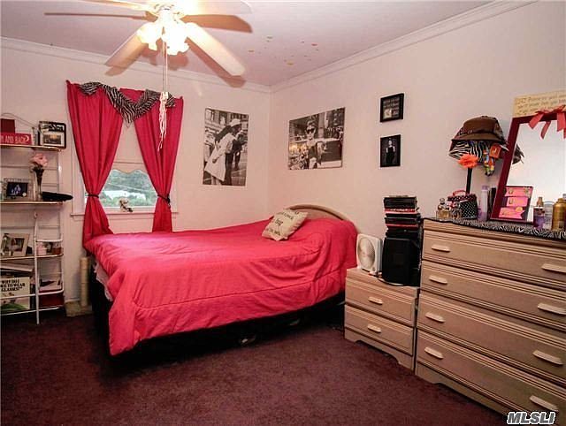 2nd image of 33 Culver Ct