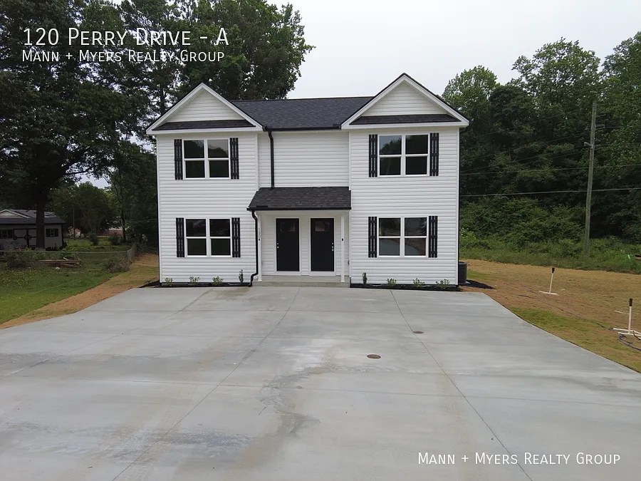 Building Photo - 120 Perry Dr #A