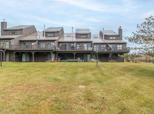 25 Burkeside Rd #127, East Burke, VT 05832