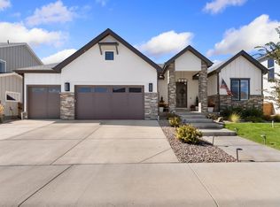 812 Canoe Birch Dr, Windsor, CO 80550