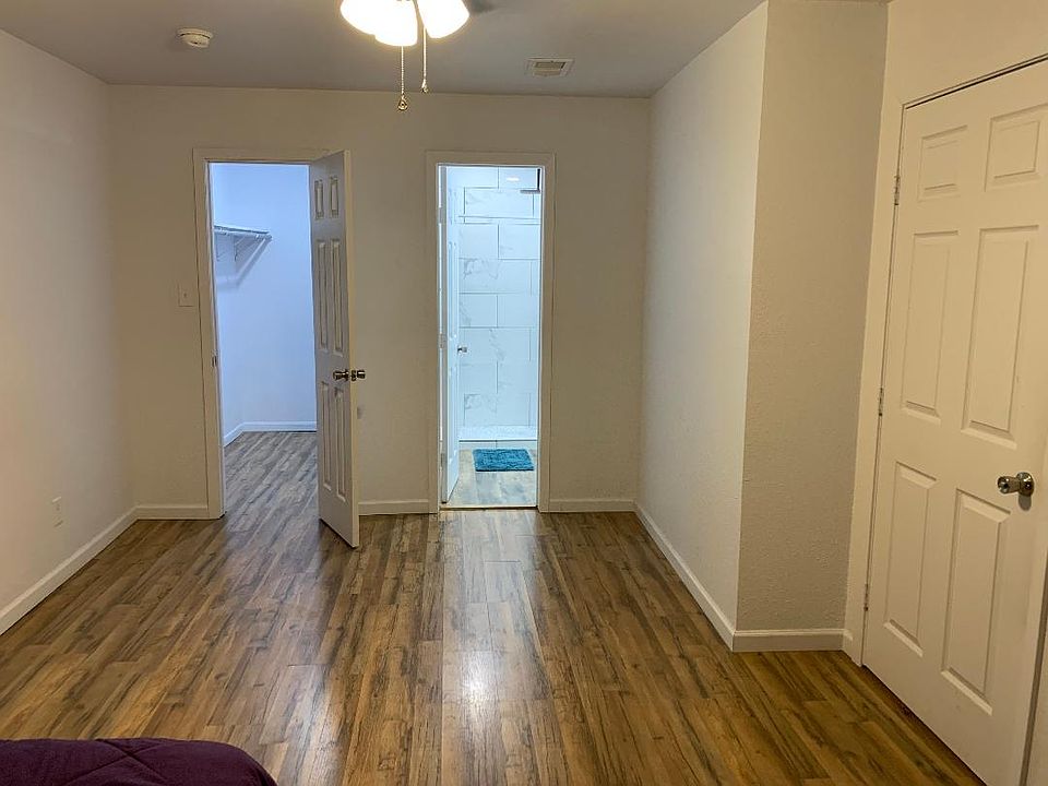 2nd image of 4405 Pate Dr