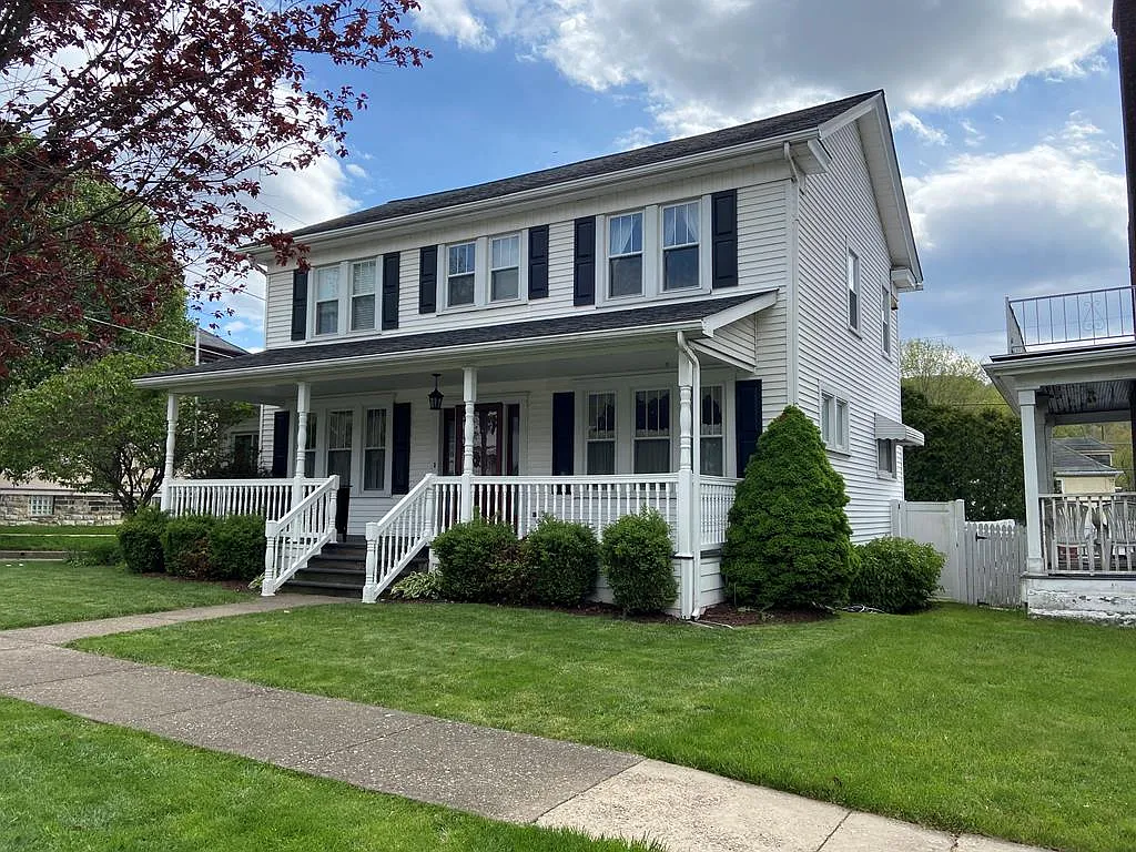 37 Greenwood Ave photo 1