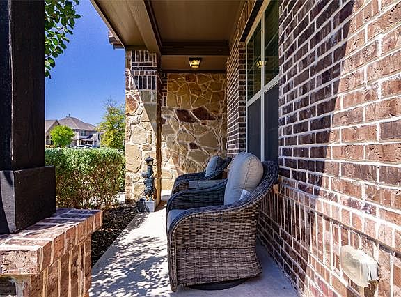 4th image of 7408 Sabine Dr
