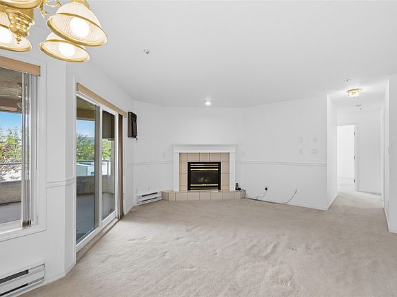 4th image of 1750 Atkinson St #409