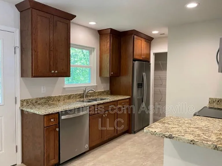 31 John Halford Ct — Photo 8