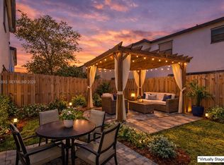 Pine Isle, Homestead, FL 33033