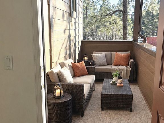 3rd image of 2950 W Presidio Dr #202