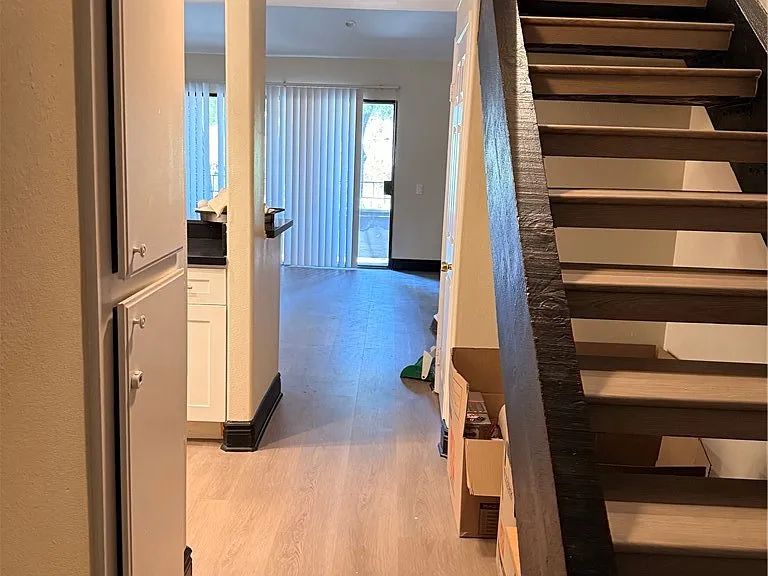 300 S Prospectors Rd — Photo 6