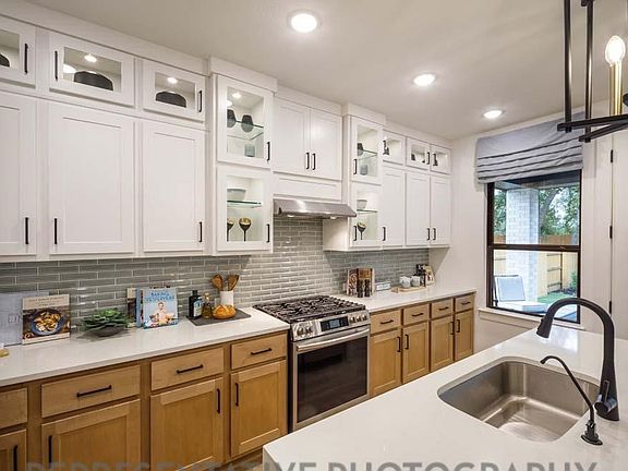7th image of this home