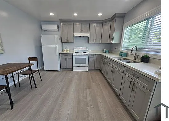 10200 E St — Photo 3