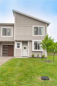 214 N McGee St, Tonganoxie, KS, 66086