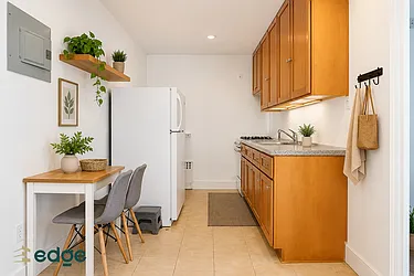 1289 Saint John's Place