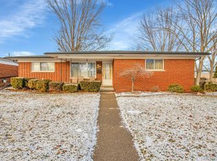 33487 Elgin Ct, Sterling Heights, MI 48310