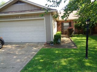 305 Avondale Dr #A, Clinton, MS 39056