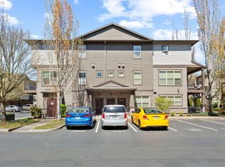 600 NE Newstead Ln, Hillsboro, OR 97006
