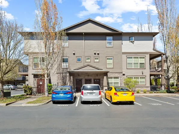 600 NE Newstead Ln, Hillsboro, OR 97006